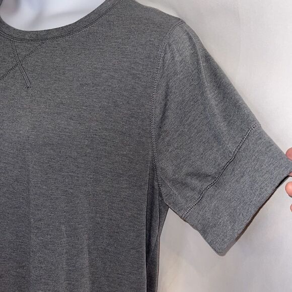 Casual Tshirt with unique banded hem size 2XL - Picture 3 of 12